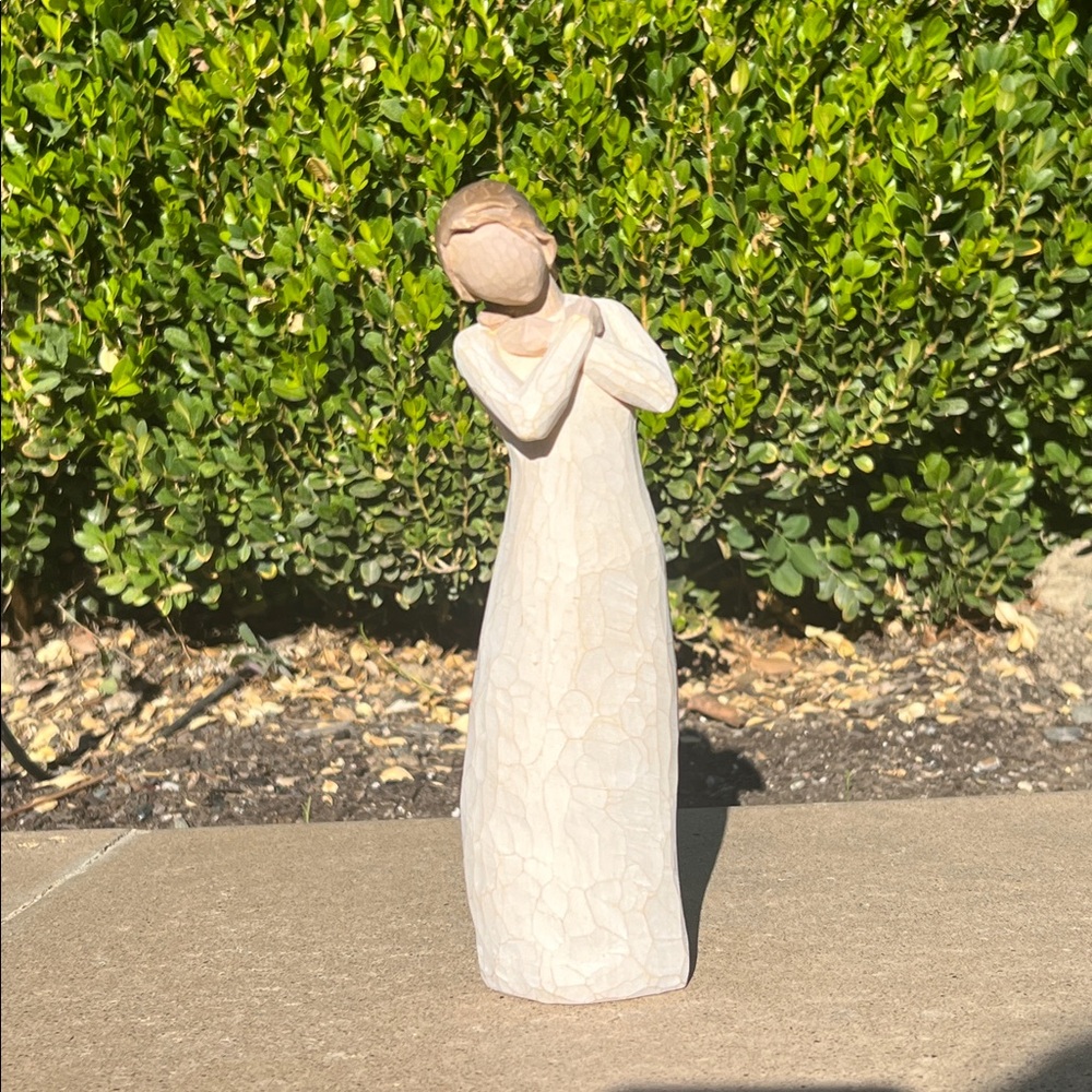 Willow Tree “beautiful grace” Cream and Brown Figurine